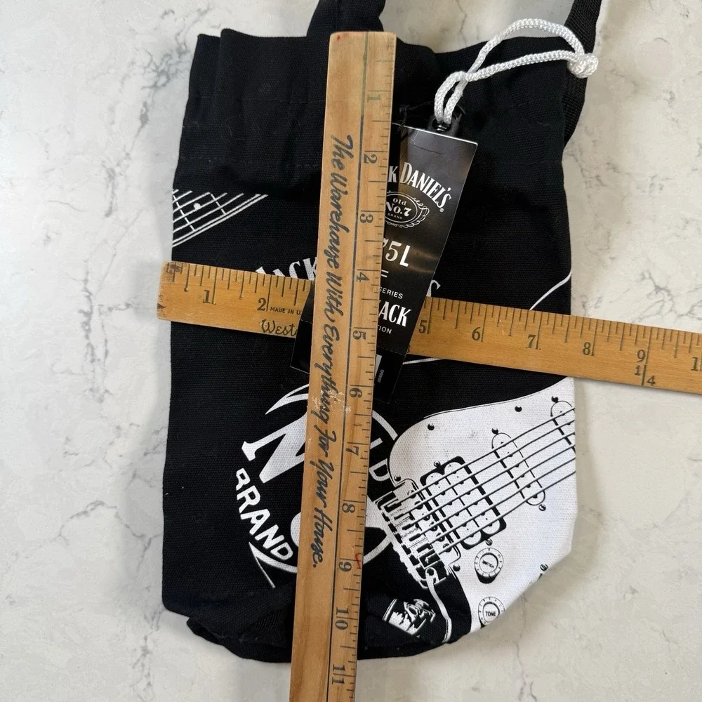 NWT Jack Daniels Sling Travel Bag Sack Cinch Guitar Year 2 2020/2021 Edition